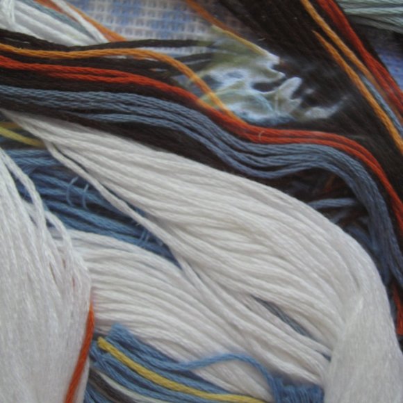 Dimensions SNOWFLAKE PALS Needlepoint Pillow Kit #9138 Snowman Bird 12"x12" 2006 - Picture 7 of 9